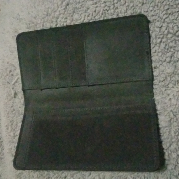 Tommy Hilfiger Wallet and Checkbook - Picture 7 of 8